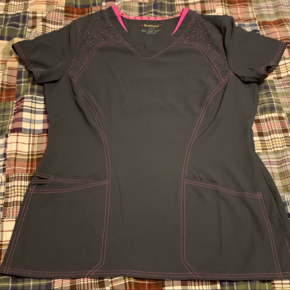 XL HeartSoul Scrub Top